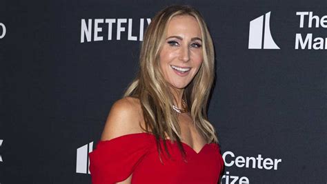 Golden Globes tap Nikki Glaser to be the telecast’s .